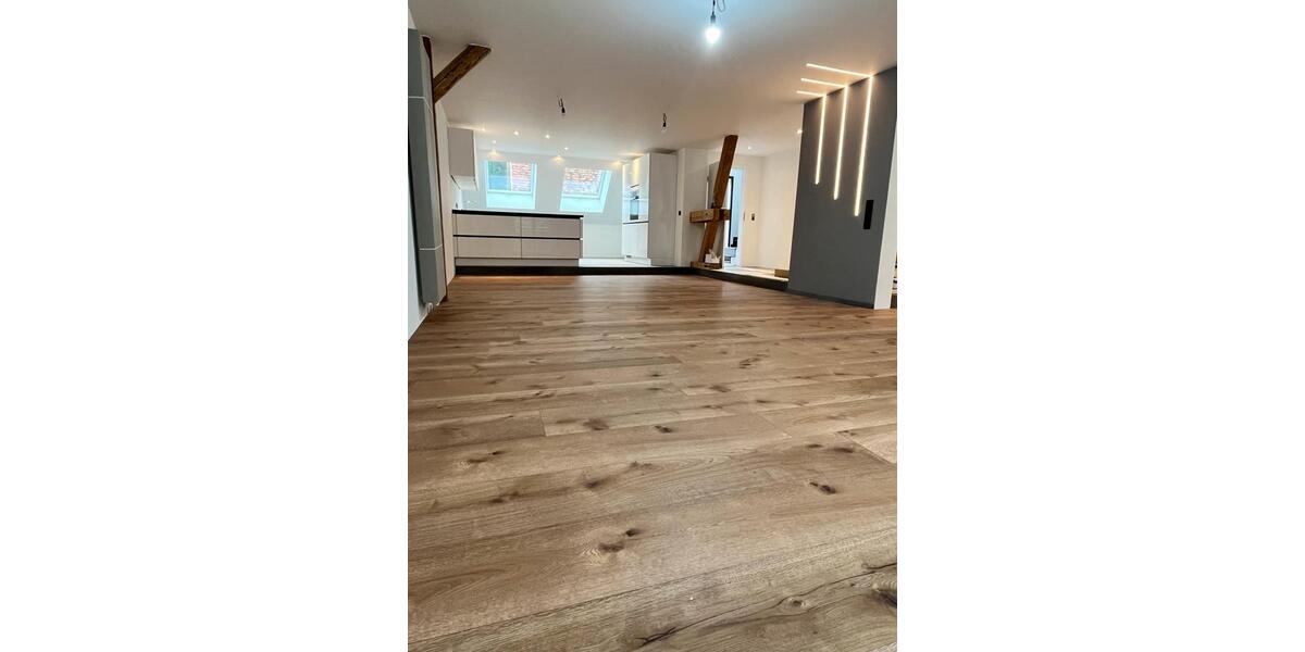 Etagenwohnung Nellingen - 3 Zimmer, 120 m&sup2;, 1.370&euro; | Angebot:25219823