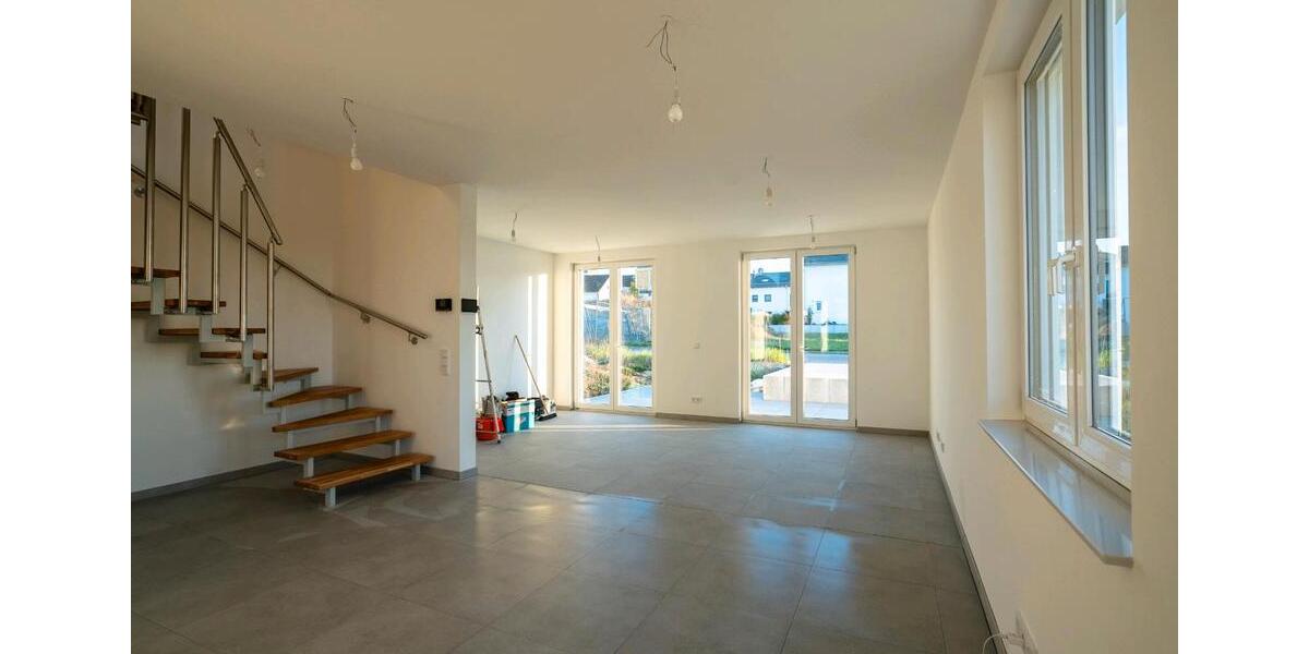 Reihenhaus Göppingen Bruckwasen - 5 Zimmer, 136 m&sup2;, 1.650&euro; | Angebot:26479679
