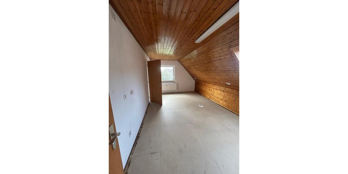 Etagenwohnung Schwäbisch Gmünd Bargau - 3.5 Zimmer, 80 m&sup2;, 860&euro; | Angebot:26134766