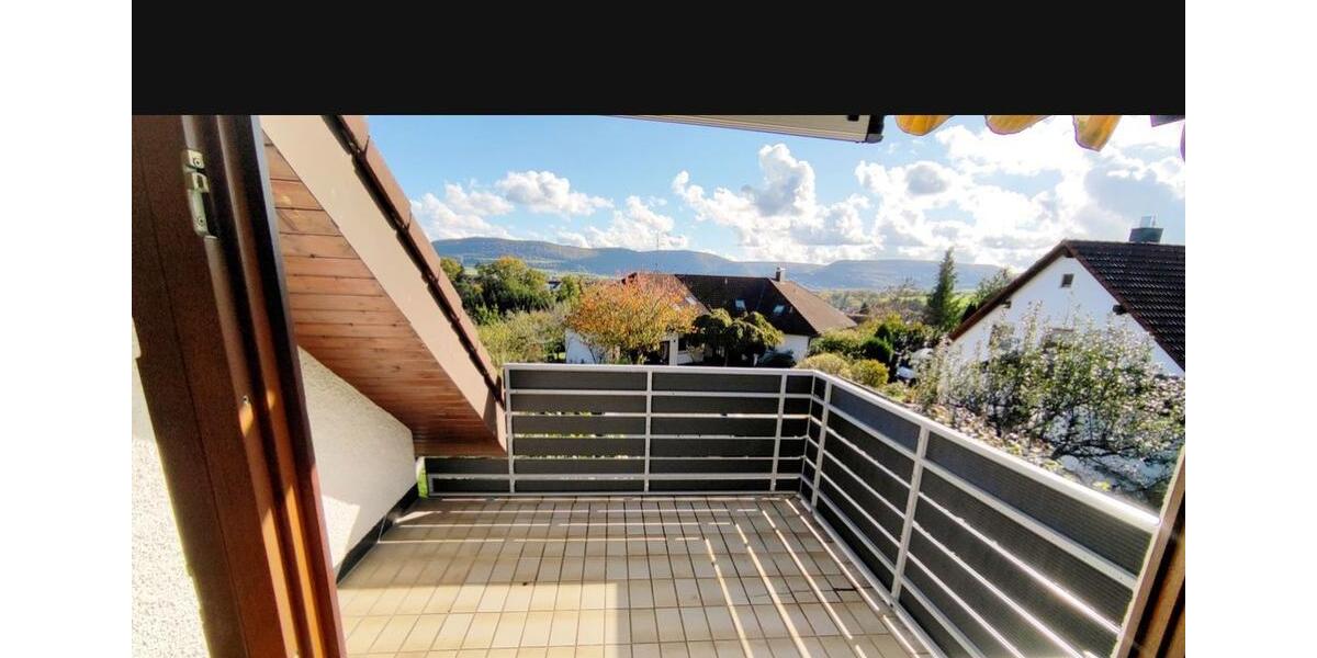 Dachgeschoßwohnung Böbingen an der Rems - 3.5 Zimmer, 82 m&sup2;, 900&euro; | Angebot:26003096