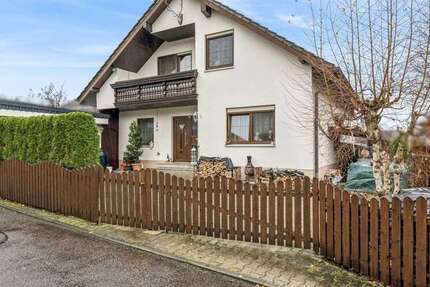 Haus Schlat - 8 Zimmer, 170 m&sup2;, 775.000&euro; | Angebot:24155313