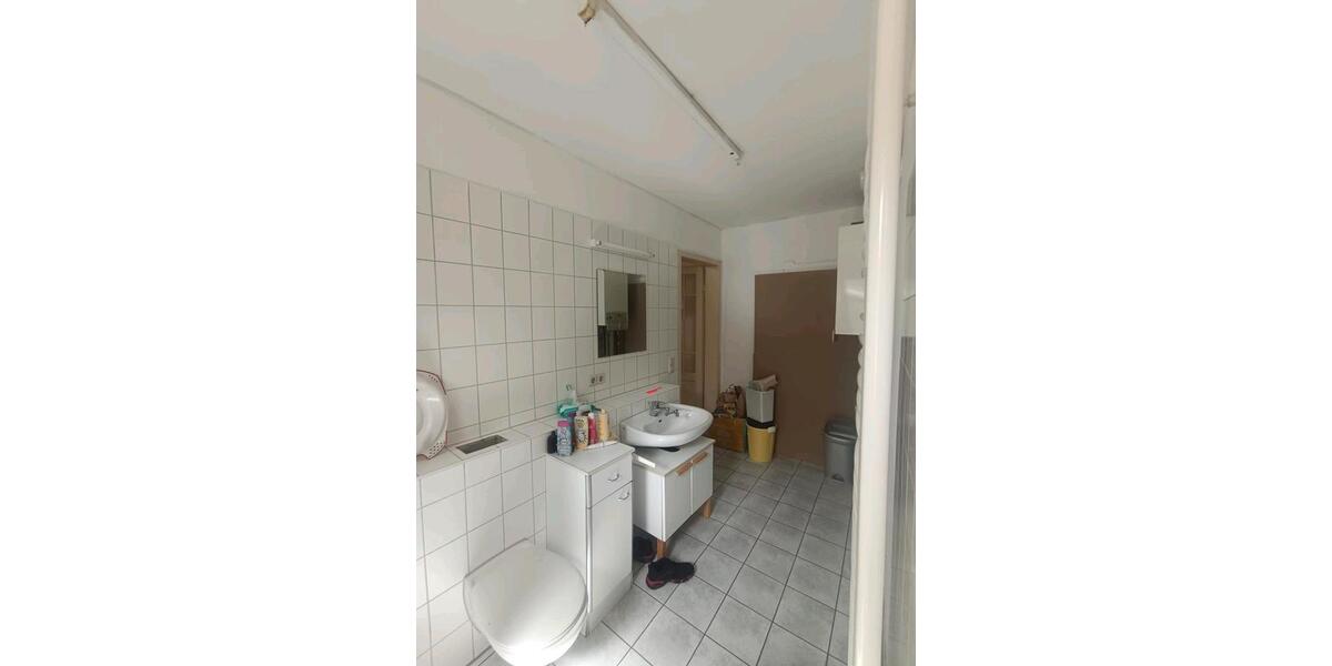 Erdgeschoßwohnung Ebersbach an der Fils - 5 Zimmer, 90 m&sup2;, 1.350&euro; | Angebot:26612908