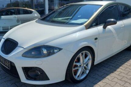 Seat Leon 234.236 km 4.290 &euro; Wendlingen am Neckar 73240