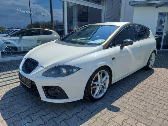 Seat Leon 234.236 km 4.290 &euro; Wendlingen am Neckar 73240