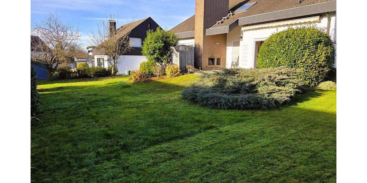 Mehrfamilienhaus, Wohnhaus Böbingen - 6 Zimmer, 209 m&sup2;, 659.000&euro; | Angebot:25853975