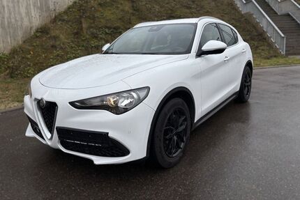 Alfa Romeo Stelvio 103.000 km 15.000 &euro; Essingen­­­ 73457