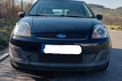 Ford Fiesta 161.000 km 1.100 &euro; Dettingen/Erms 72581