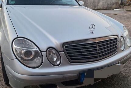 Mercedes-Benz E 200 199.600 km 8.200 &euro; Frickenhausen 72636