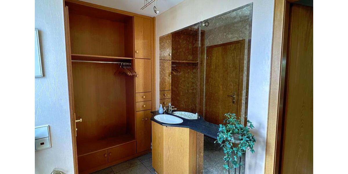 Bungalow Göppingen Faurndau - 7 Zimmer, 177 m&sup2;, 740.000&euro; | Angebot:27024105
