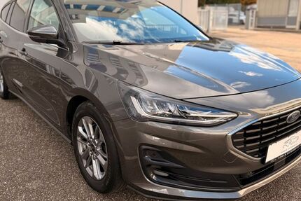 Ford Focus 92.099 km 12.499 &euro; Fellbach 70736