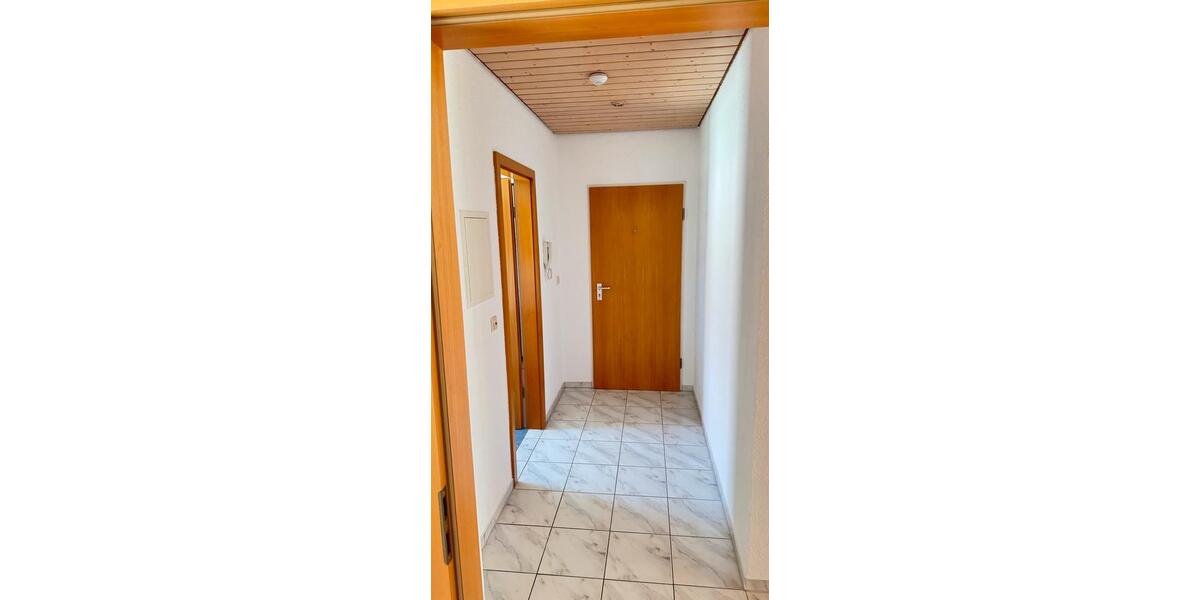 Etagenwohnung Nürtingen - 3.5 Zimmer, 72 m&sup2;, 900&euro; | Angebot:26681920