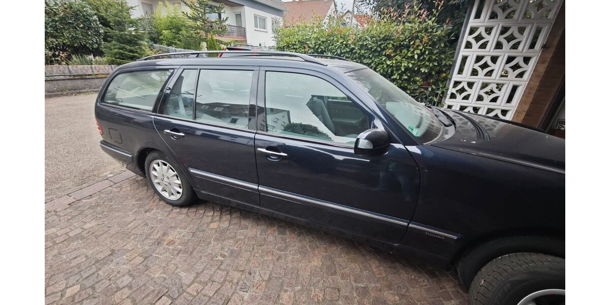 Mercedes-Benz E 240 67.449 km 3.500 &euro; Gammelshausen 73108