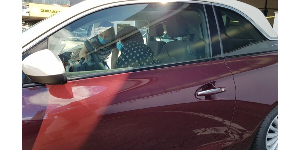 Opel Adam 22.300 km 12.500 &euro; Esslingen 73734