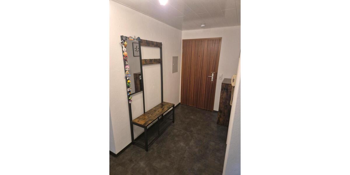 Dachgeschoßwohnung Schwäbisch Gmünd - 3 Zimmer, 65 m&sup2;, 800&euro; | Angebot:25875398