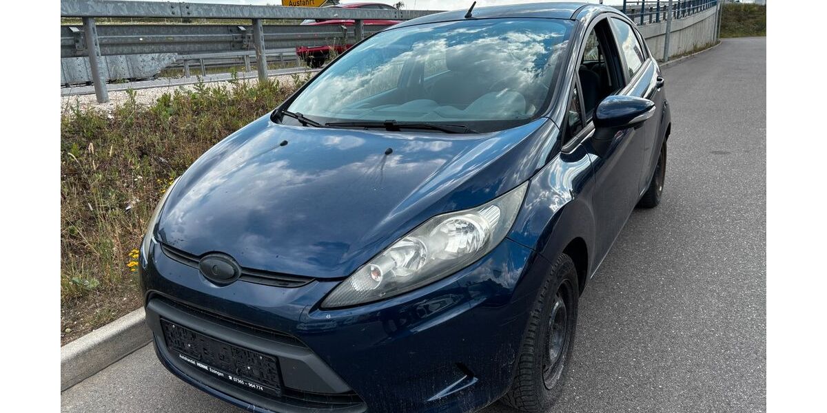 Ford Fiesta 145.000 km 2.600 &euro; Essingen­­­ 73457