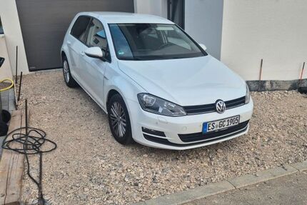 VW Golf 114.000 km 9.900 &euro; Wendlingen am Neckar 73240