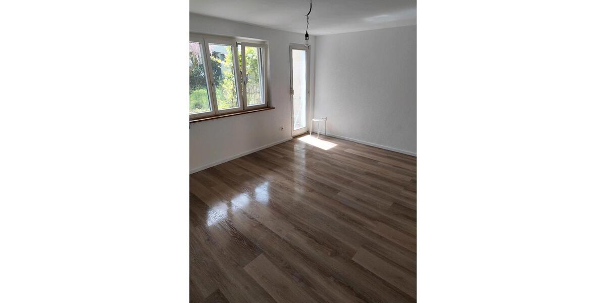 Reihenhaus Esslingen am Neckar Pliensauvorstadt - 4 Zimmer, 106 m&sup2;, 1.450&euro; | Angebot:26611083
