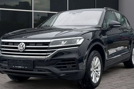 VW Touareg 186.955 km 32.440 &euro; Wendlingen am Neckar 73240