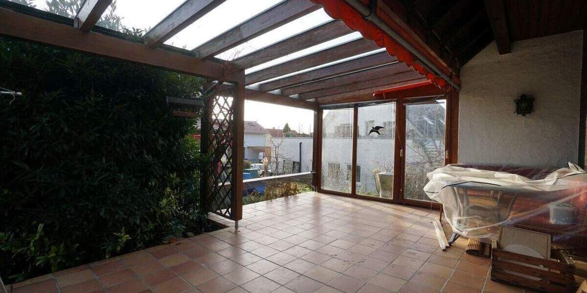 Einfamilienhaus Dettingen an der Erms - 7 Zimmer, 157 m&sup2;, 580.000&euro; | Angebot:25697065