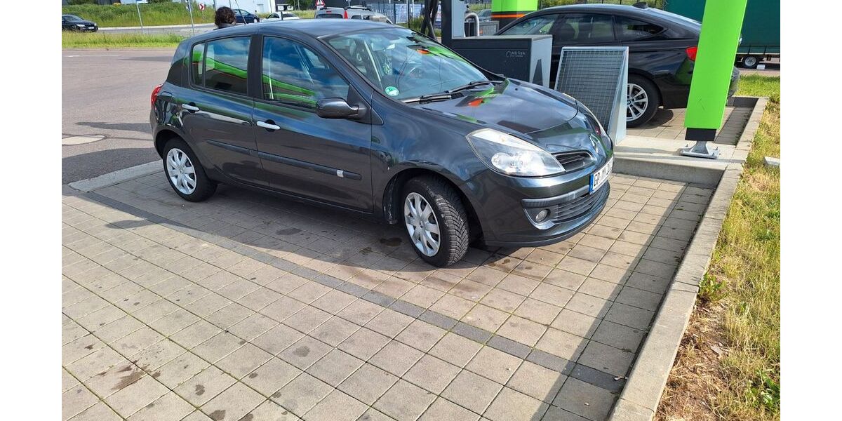 Renault Clio 142.000 km 3.000 &euro; Süßen 73079