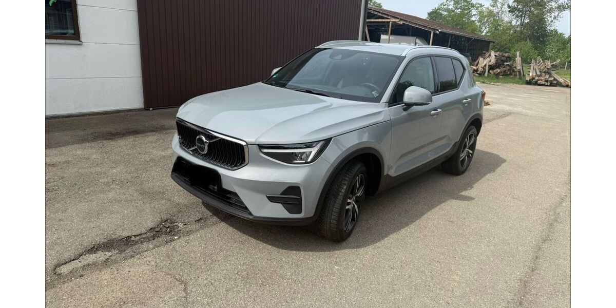Volvo XC40 73.400 km 27.900 &euro; Geislingen 73312