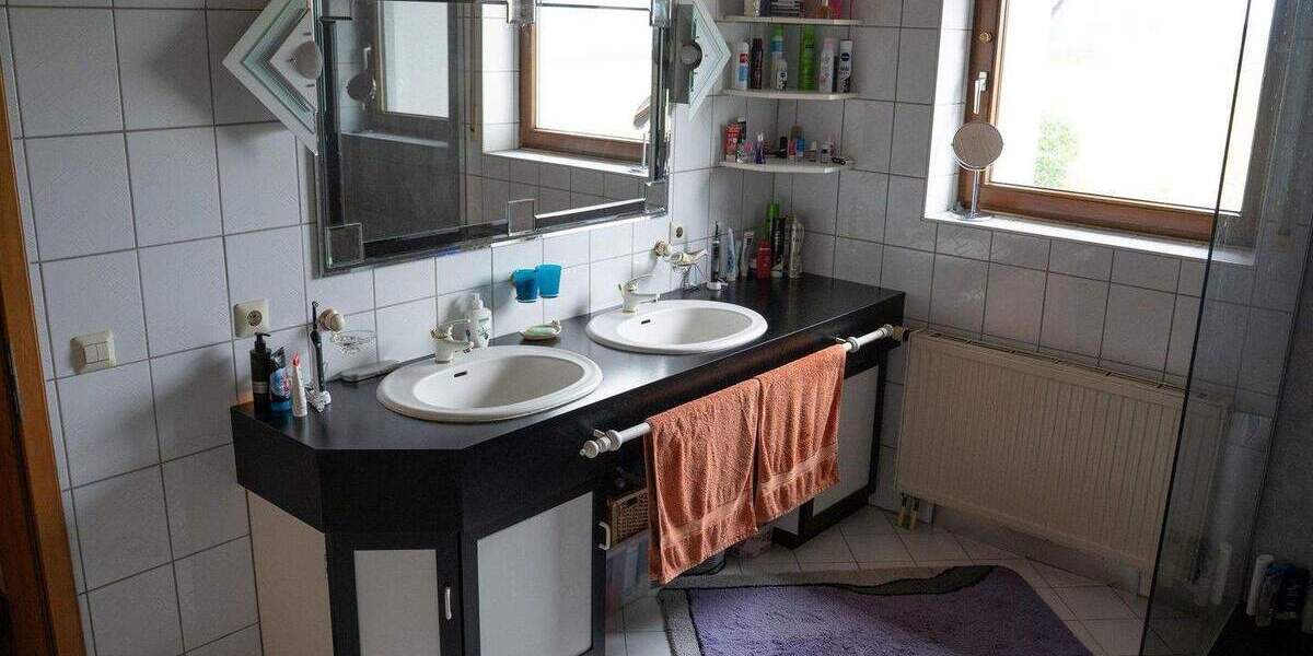 Einfamilienhaus Laichingen Suppingen - 7 Zimmer, 180 m&sup2;, 629.000&euro; | Angebot:25720674