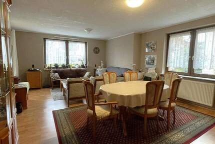 Haus Fellbach - 9 Zimmer, 236 m&sup2;, 850.000&euro; | Angebot:25781223