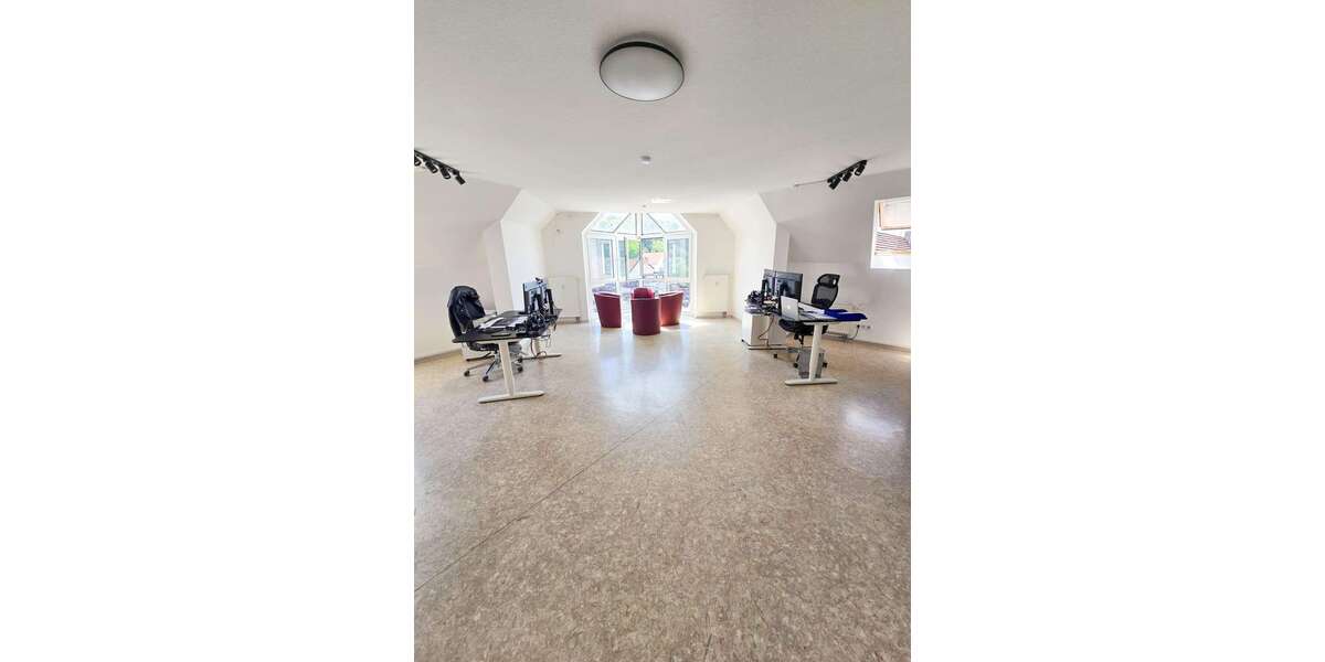 Etagenwohnung Ebersbach an der Fils - 4 Zimmer, 160 m&sup2;, 377.000&euro; | Angebot:24668194