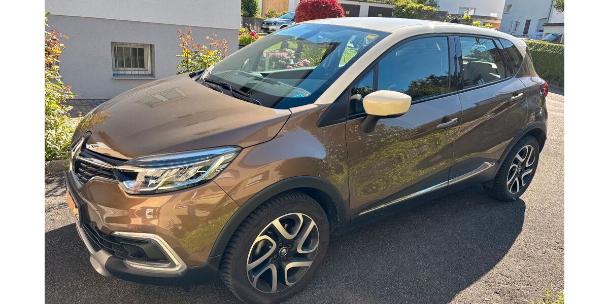 Renault Captur 45.000 km 11.900 &euro; Korb 71404
