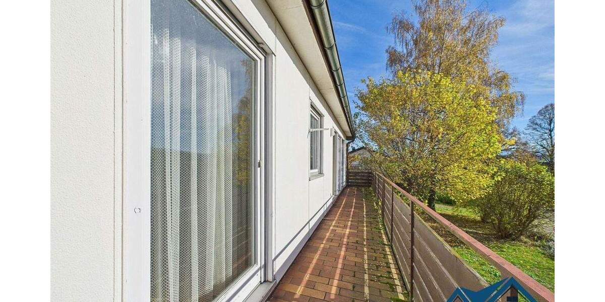 Einfamilienhaus Hattenhofen - 6 Zimmer, 176 m&sup2;, 399.000&euro; | Angebot:25737992