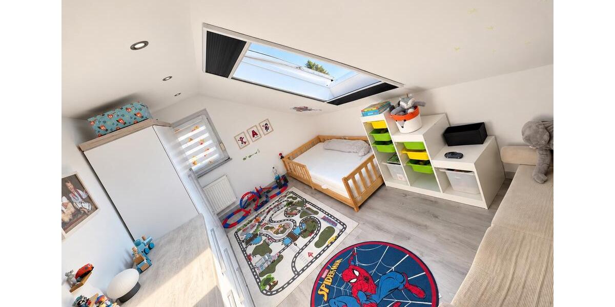 Doppelhaushälfte Schwaikheim - 8 Zimmer, 160 m&sup2;, 669.000&euro; | Angebot:27598082