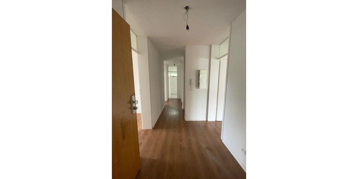 Etagenwohnung Esslingen am Neckar Pliensauvorstadt - 4 Zimmer, 92 m&sup2;, 1.121&euro; | Angebot:25491532