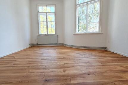 Gewerbeobjekt Kirchheim unter Teck - 1.000&euro; | Angebot:25811423