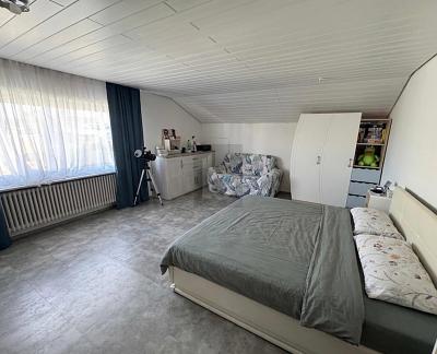 KAPITALANLAGE MIT NEUER DACHSANIERUNG - Mehrfamilienhaus, Wohnhaus Merklingen | Angebot:25906854
