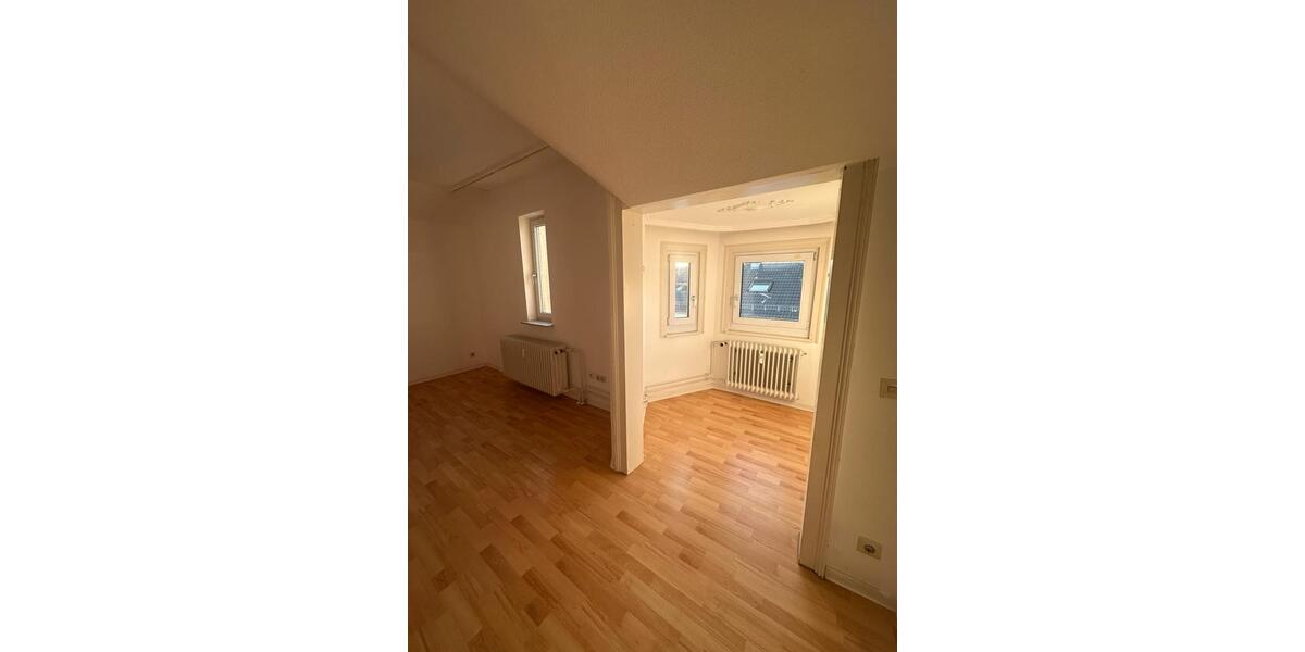 Etagenwohnung Göppingen - 3 Zimmer, 83 m&sup2;, 955&euro; | Angebot:25396840