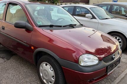 Opel Corsa 109.500 km 1.950 &euro; Eislingen 73054