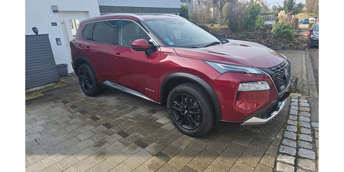 Nissan X-Trail 35.900 km 31.900 &euro; Ebersbach 73061