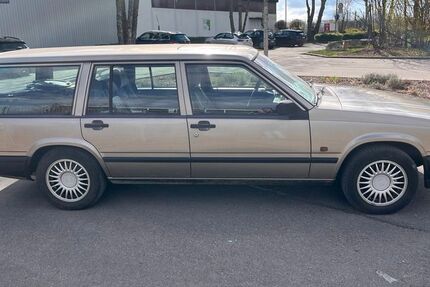 Volvo 945 300.600 km 4.650 &euro; Schwäbisch Gmünd 73525
