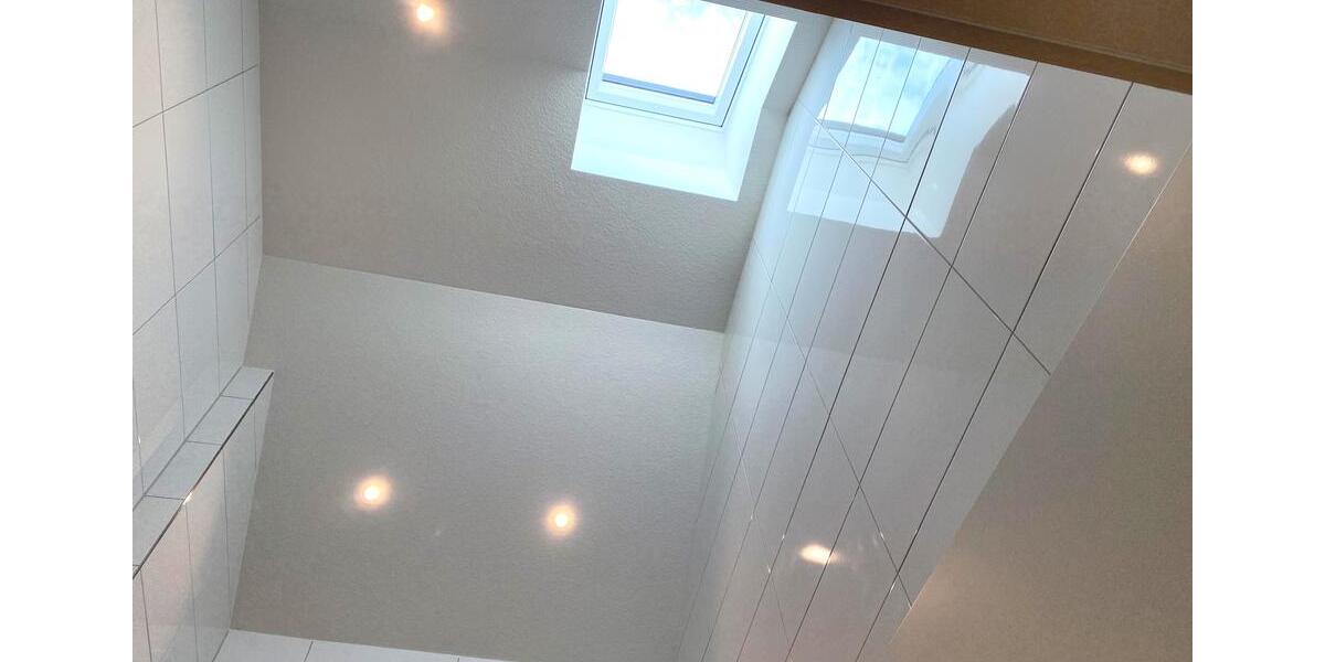 Dachgeschoßwohnung Salach - 2.5 Zimmer, 66 m&sup2;, 920&euro; | Angebot:25961007