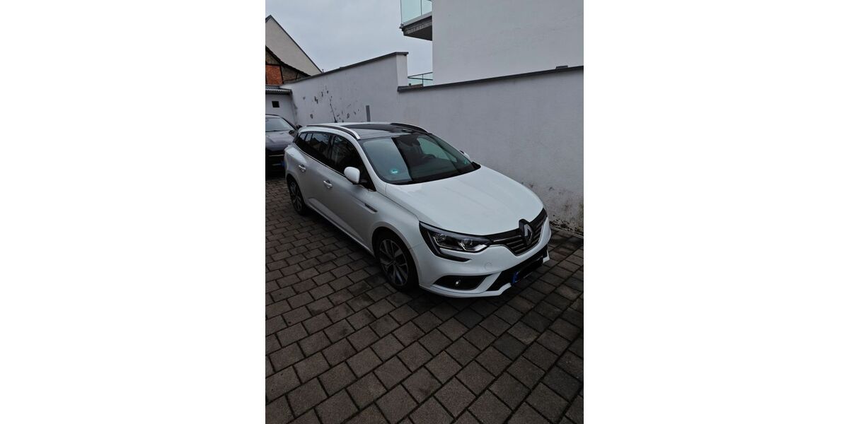 Renault Megane 158.000 km 9.100 &euro; Weinstadt 71384