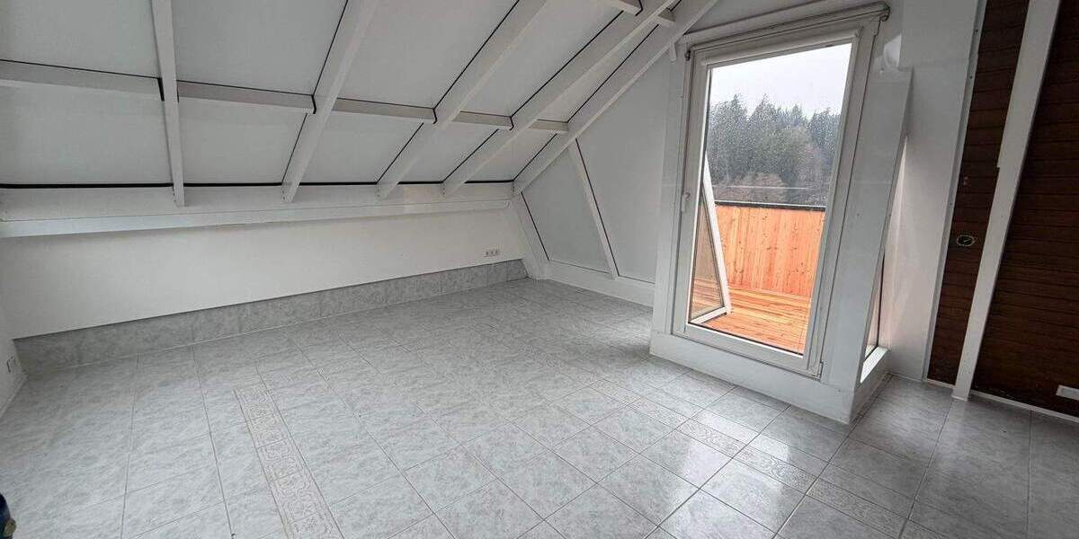 Mehrfamilienhaus, Wohnhaus Spraitbach - 6 Zimmer, 125 m&sup2;, 198.000&euro; | Angebot:25812003