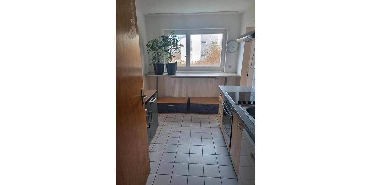 Etagenwohnung Nürtingen - 2.5 Zimmer, 79 m&sup2;, 270.000&euro; | Angebot:25986532