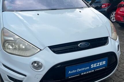 Ford S-Max 99.869 km 9.450 &euro; Nürtingen 72622