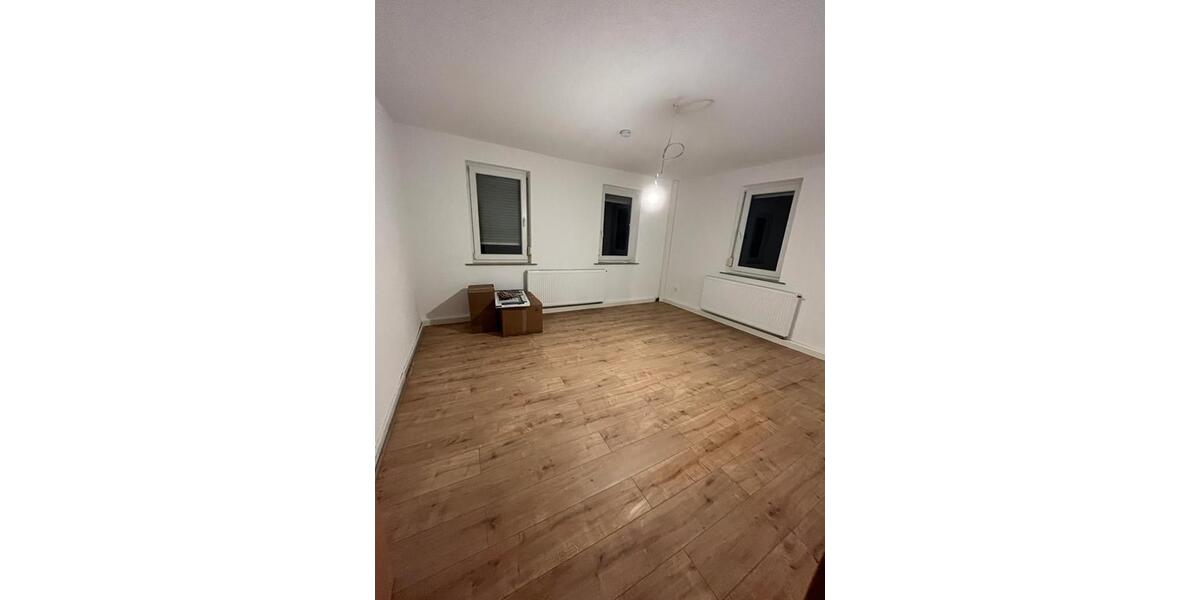 Erdgeschoßwohnung Göppingen Bruckwasen - 1.5 Zimmer, 30 m&sup2;, 590&euro; | Angebot:25907005