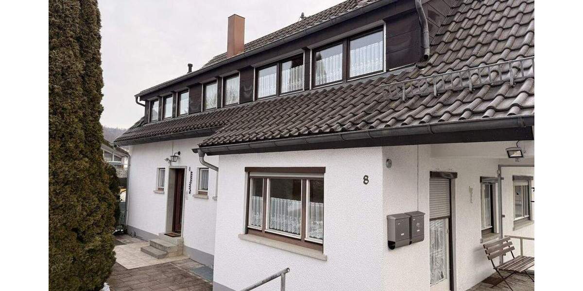 Etagenwohnung Mühlhausen - 3 Zimmer, 100 m&sup2;, 800&euro; | Angebot:25744365