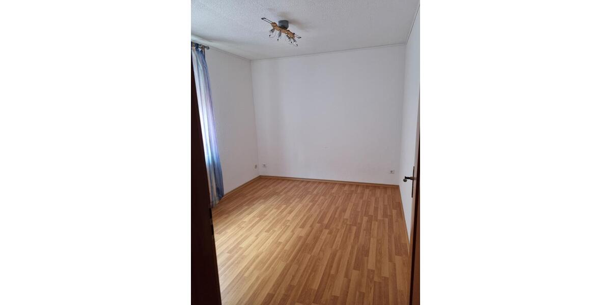 Etagenwohnung Lonsee - 3 Zimmer, 80 m&sup2;, 680&euro; | Angebot:26663424
