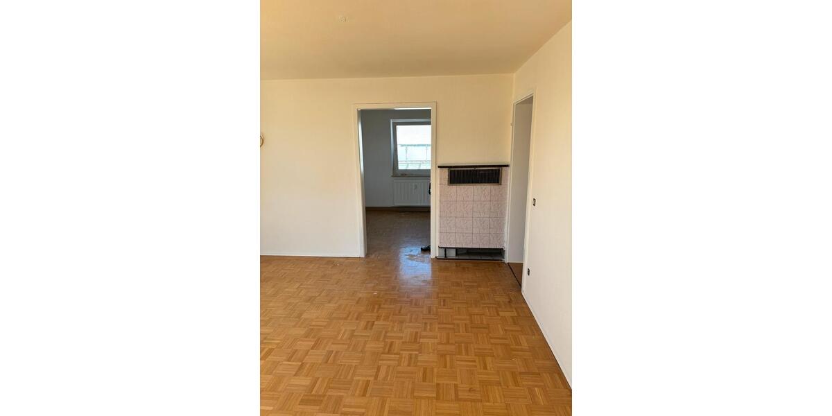 Etagenwohnung Täferrot - 4 Zimmer, 85 m&sup2;, 950&euro; | Angebot:26354843