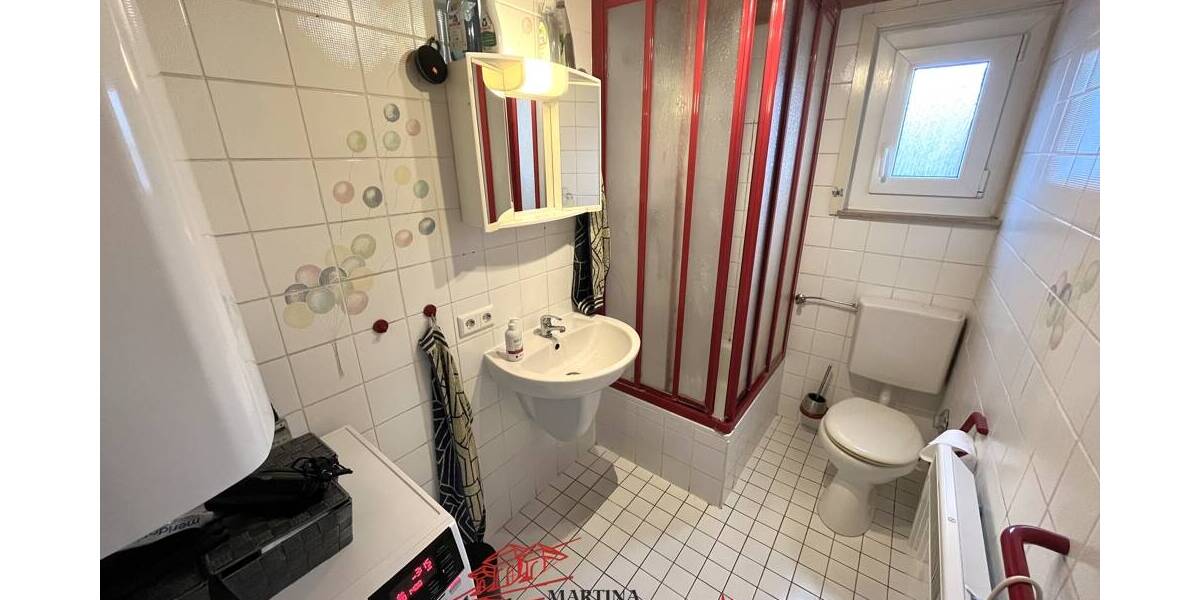 Mehrfamilienhaus, Wohnhaus Göppingen / Jebenhausen Jebenhausen - 6 Zimmer, 129 m&sup2;, 299.000&euro; | Angebot:26657333