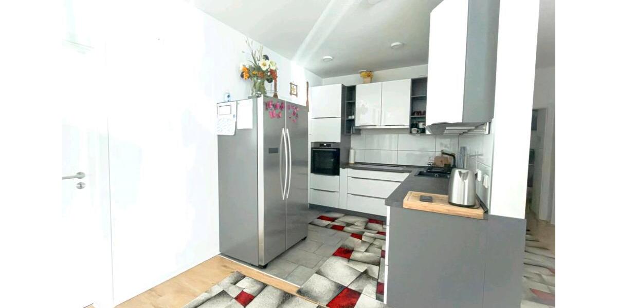 Erdgeschoßwohnung Göppingen Bruckwasen - 5 Zimmer, 140 m&sup2;, 360.000&euro; | Angebot:27259327