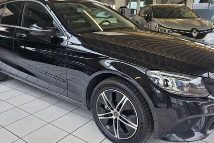Mercedes-Benz C 220 185.000 km 18.990 &euro; Berghülen 89180